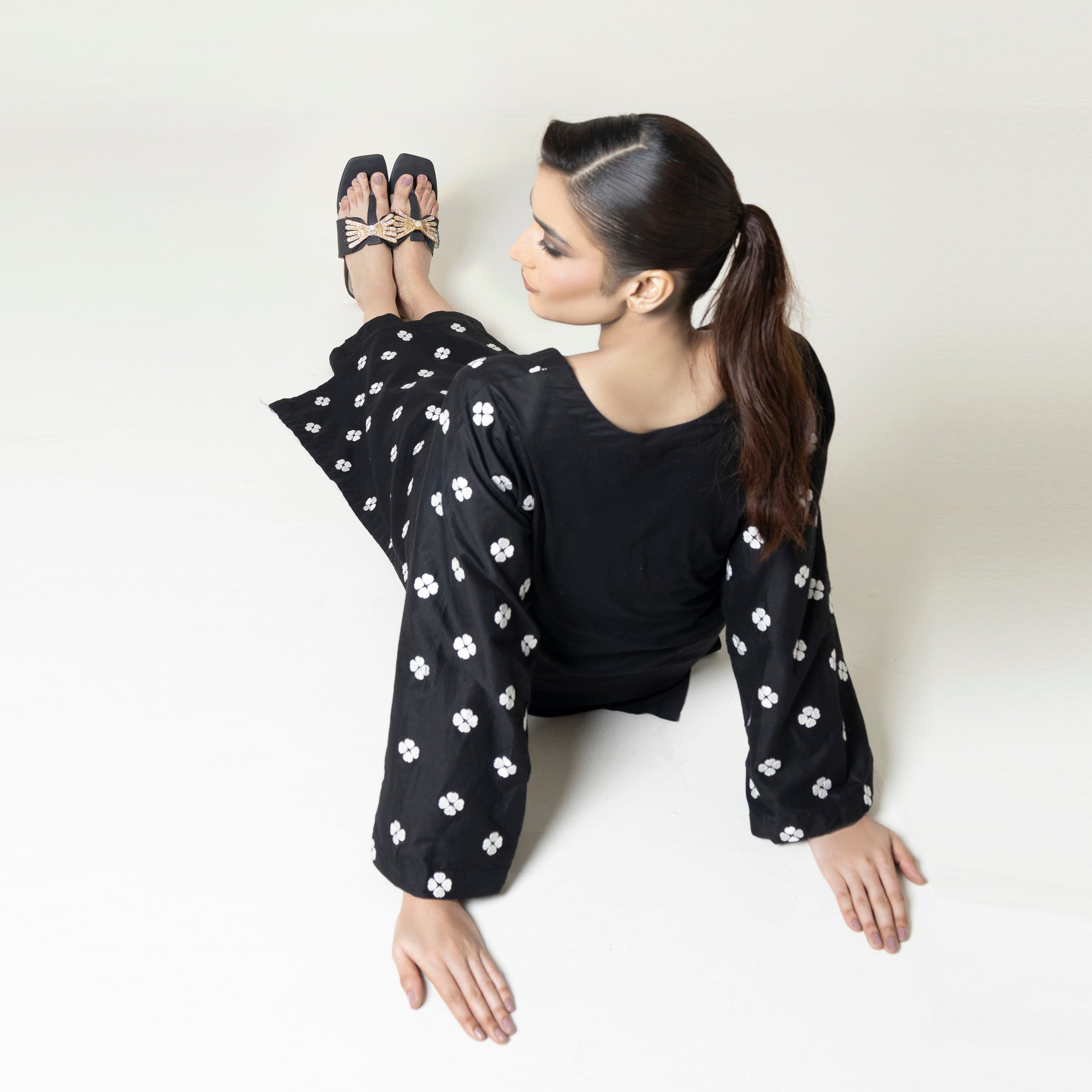 Black Butterfly Sliper