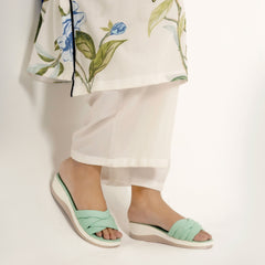 Aqua Woven Comfort Footwear